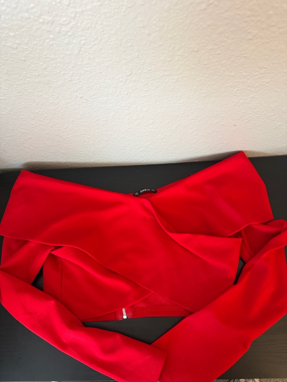 SHEIN Red Off-Shoulder Long Sleeve Crop Top